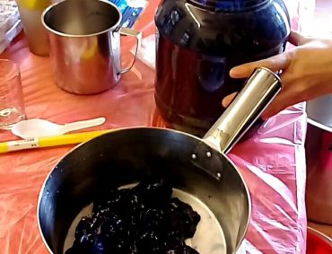 To Image Blue Through Making: Preparation Vat of Indigo in School